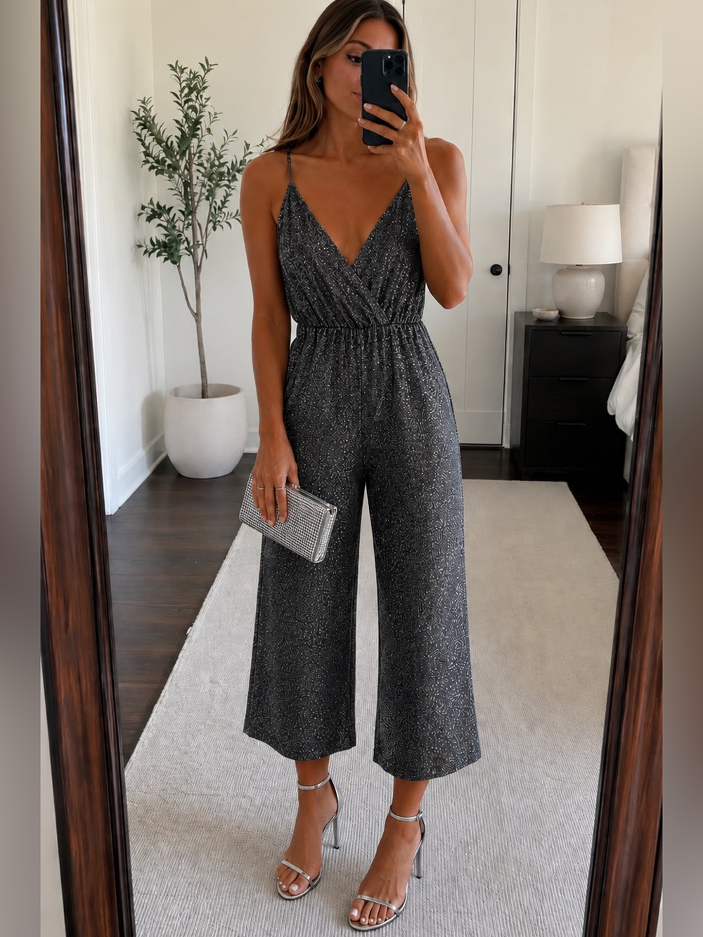 House of Harlow Rory Jumpsuit Womens Size Small Crop Capri Glitter Black Strappy